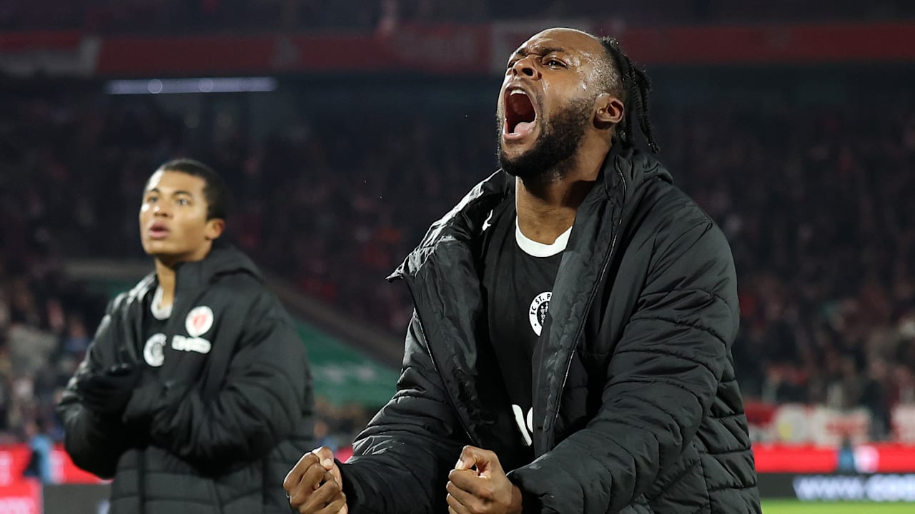 Ricky-Jade Jones erlöst St. Pauli mit seinem Last-Minute-Treffer beim 1:1 in Köln,