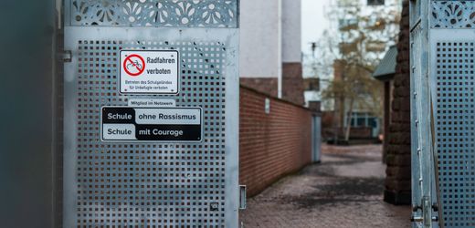 Möglicher Sorgerechtsstreit Frankfurter Polizei vermutet vermissten Achtjährigen bei seiner Mutter Der seit