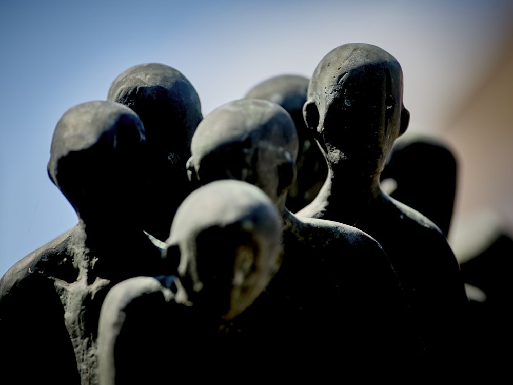 Holocaust-Gedenktag: Gedenken am Fürstenfeldbrucker Todesmarsch-Mahnmal