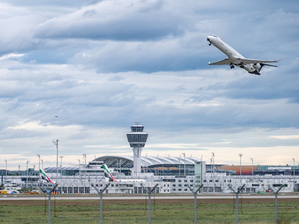 Luftfahrt: „Jedes Flugzeug entspricht einem mittelständischen Betrieb“