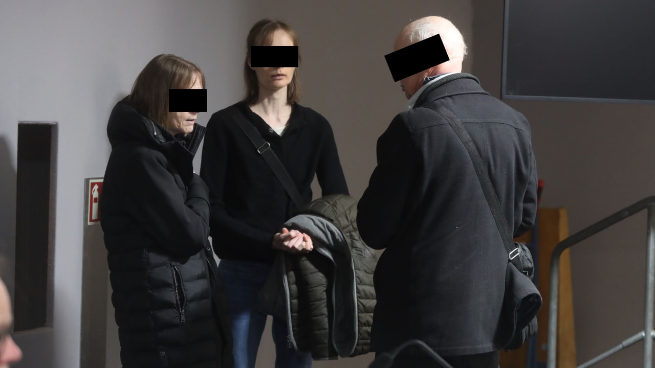 Frankfurt (Hessen) – Sie sollen das Leben ihrer behinderten Tochter dem Schicksal