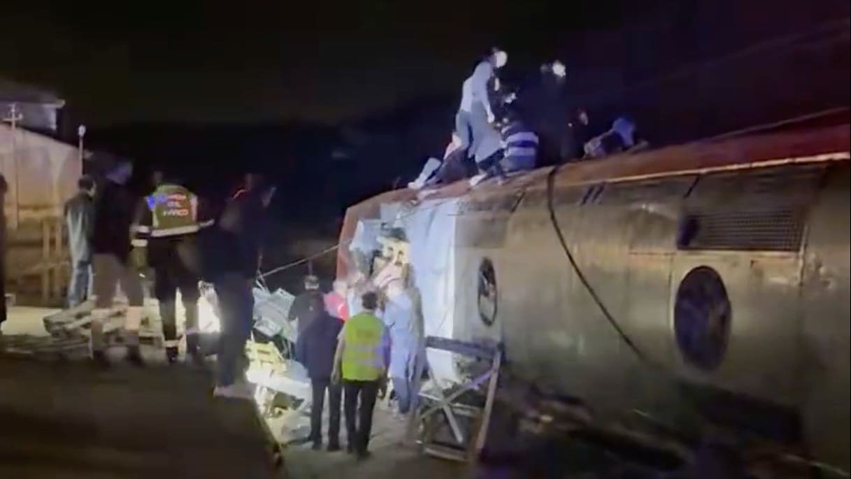 Schweres Unglück in Spanien: Videos zeigen Momente nach dem Zug-CrashMehr zum Video