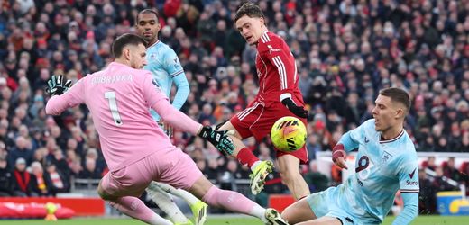 Premier League Manchester United gewinnt Derby gegen City, Liverpool trotz Wirtz-Treffer nur