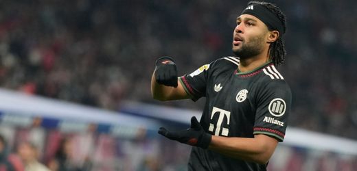Bayern deklassiert RB Leipzig Erst spielen sie mit ihrem Essen, dann schlagen