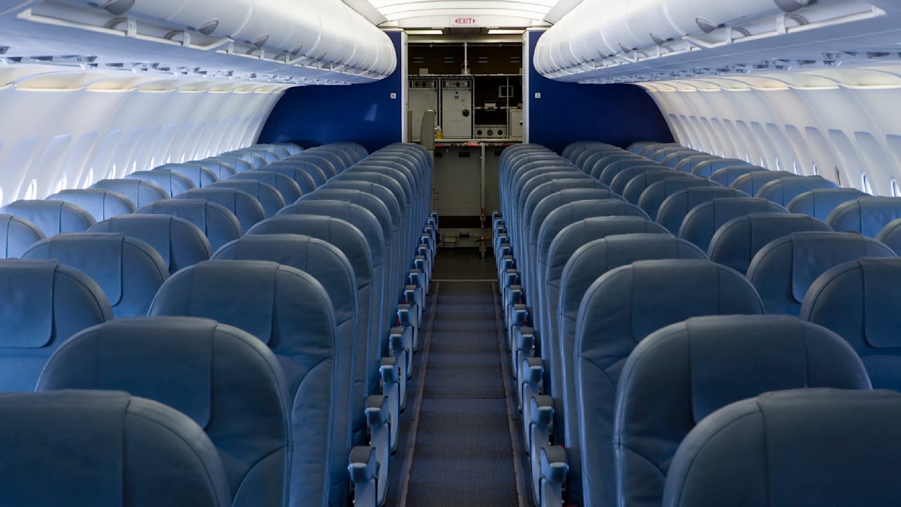 TTS-Player überspringen↵Artikel weiterlesenWarum ist im Flugzeug eigentlich fast alles blau? Sitze, Teppiche,