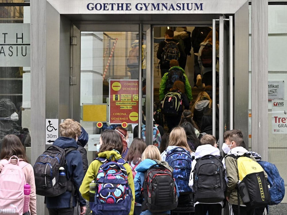 Österreich: Kein Kind wird alleine gelassen