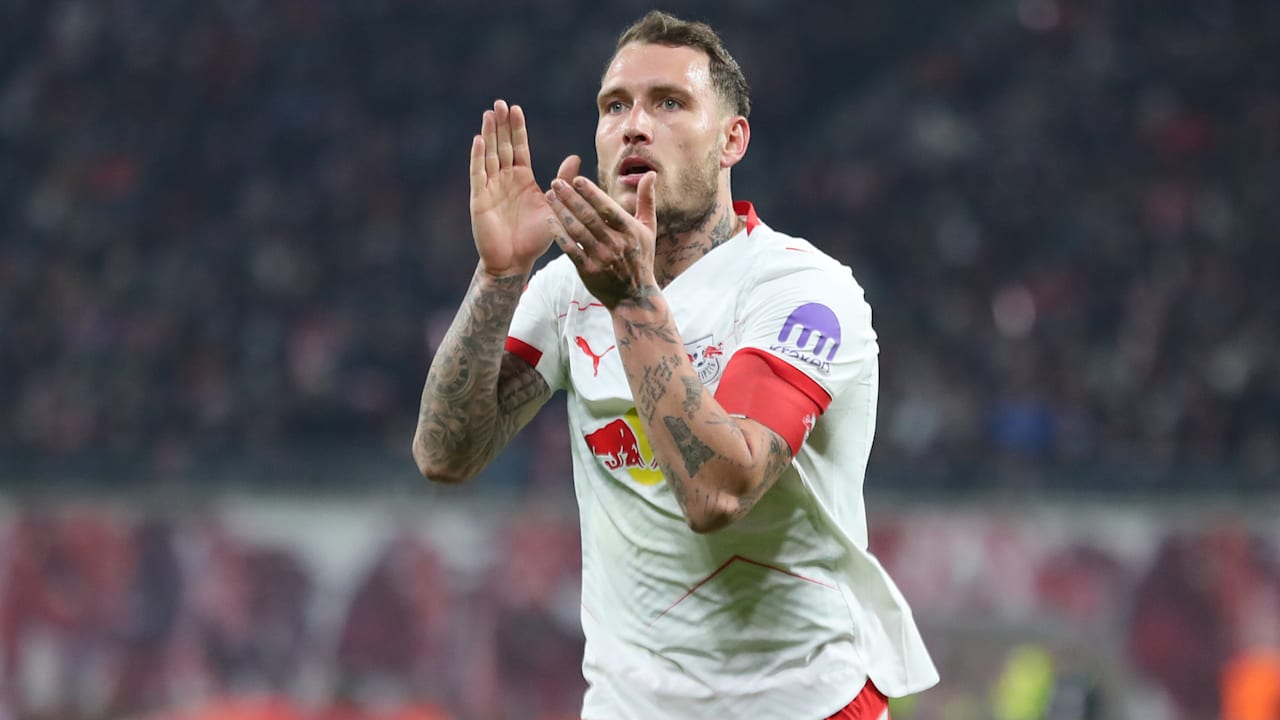 Als Kapitän von RB Leipzig geht David Raum (27) auf dem Platz