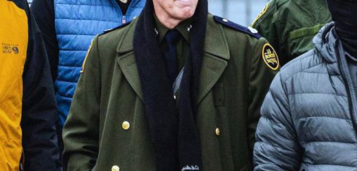 Gregory Bovino Der ICE-Kommandant im Nazi-Look Martialisch und effektheischend, so tritt ICE-Kommandant