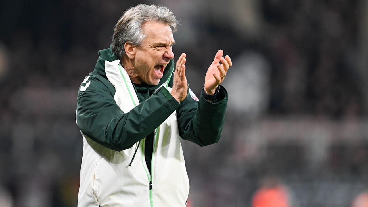 Horst Steffen polarisiert bei Werder mit harten Entscheidungen.Warum er eine schlechte Stimmung