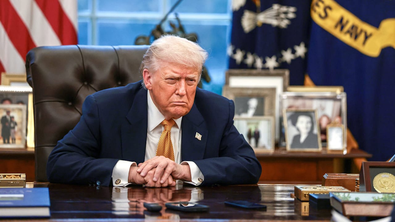 Wegen Trump-Verboten: Droht uns jetzt ein WM-Boykott?Mehr zum Video anzeigen Donald Trump
