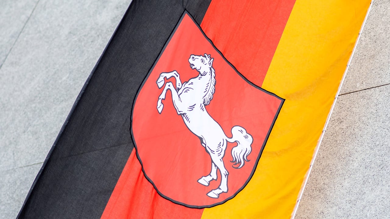 TTS-Player überspringen↵Artikel weiterlesenHannover – Das Land gilt als blass, langweilig, wirtschaftliches Mittelmaß