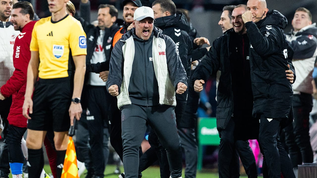 Köln feiert Karneval und seinen Trainer Lukas Kwasniok (44)! Durch einen Doppelpack
