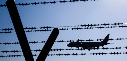 Festnahmen an Flughäfen Spezialkräfte stoppen Ausreise von mutmaßlichen Islamisten Die Polizei hat