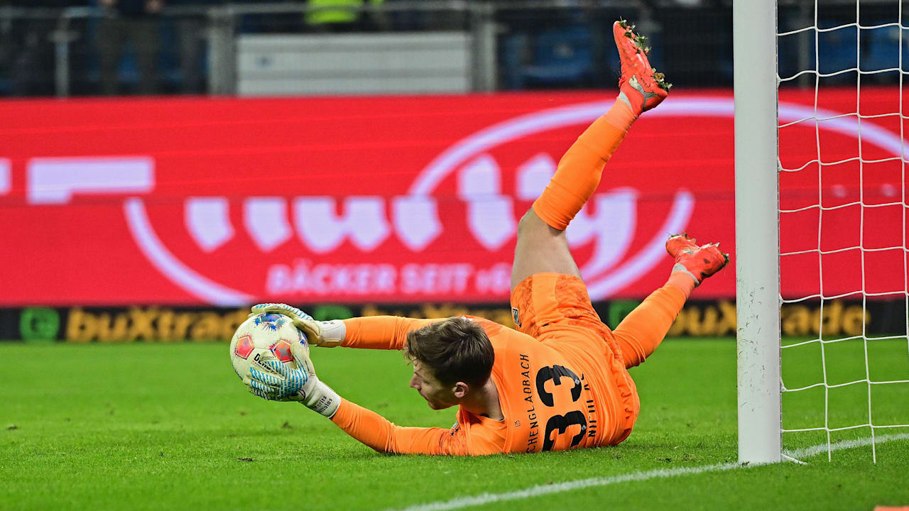 Nach dem 0:0 beim Hamburger SV bekam Moritz Nicolas (28) sogar Lob