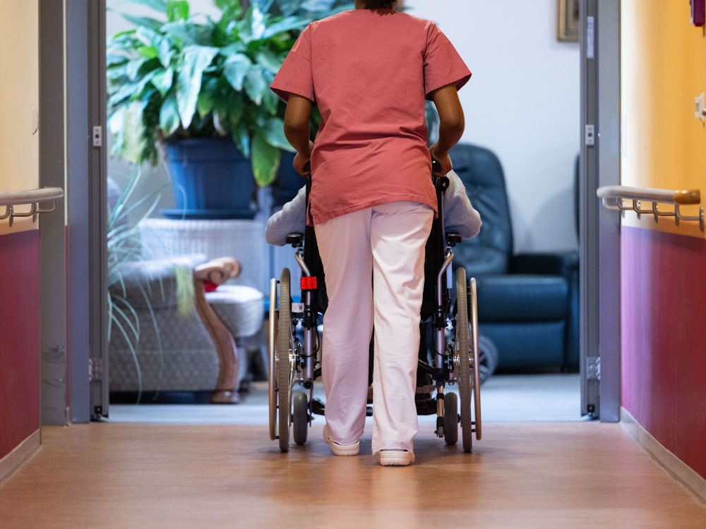 Leben im Alter: Pflegeheimplätze in Bayern werden zunehmend teurer