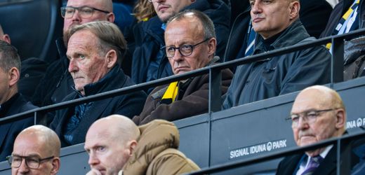 Friedrich Merz auf der BVB-Tribüne Hier eben nicht der Kanzler aller Deutschen