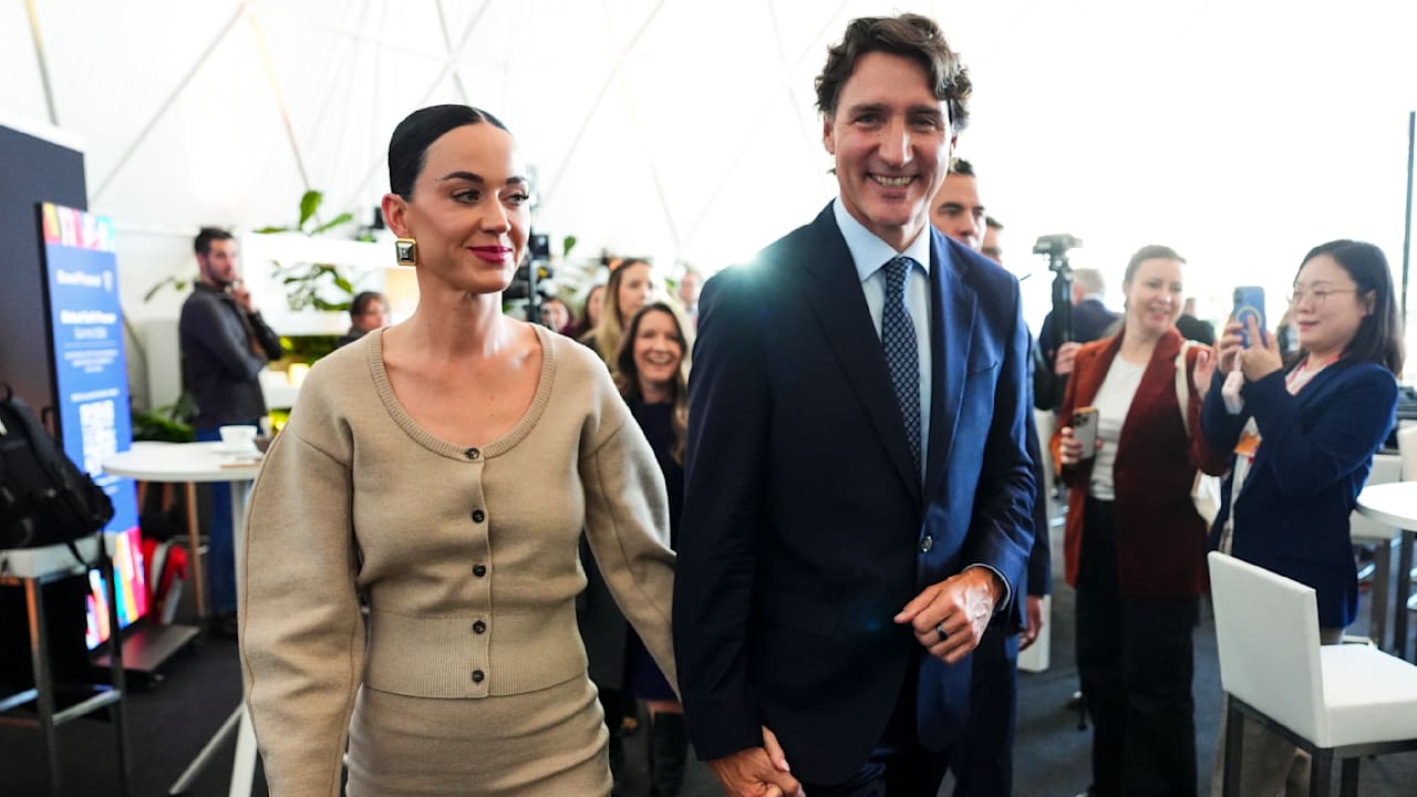 Davos (Schweiz) – Dieses Paar sorgte am Dienstag für den Hingucker-Moment beim