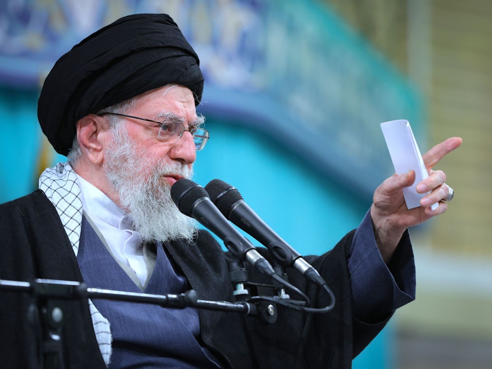 Proteste gegen das Regime: Iran ist ein schwarzes Loch