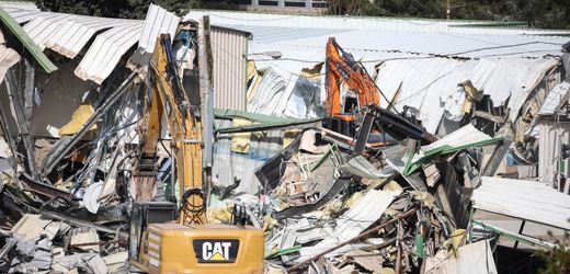 Einsatz in Ostjerusalem Israelische Bagger zerstören die UNRWA-Zentrale Israel geht seit Langem