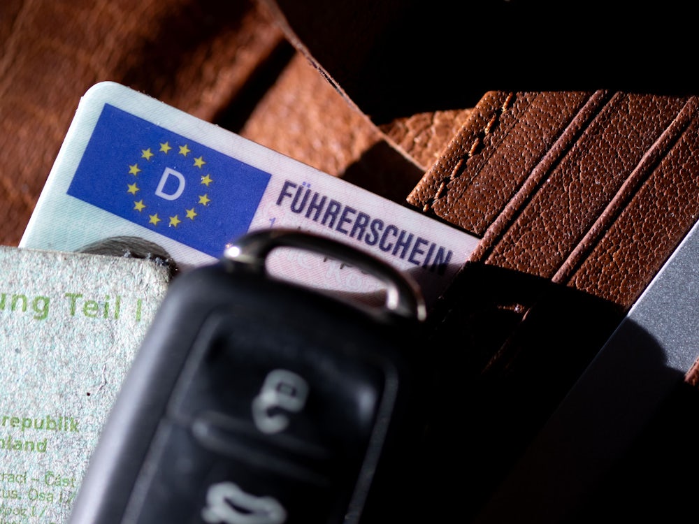Milbertshofen: Betrunkener fährt mit dem Auto zur Polizeiwache