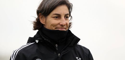 Trauer beim DFB Ehemalige Fußballnationalspielerin Anouschka Bernhard ist tot Mit dem DFB-Team