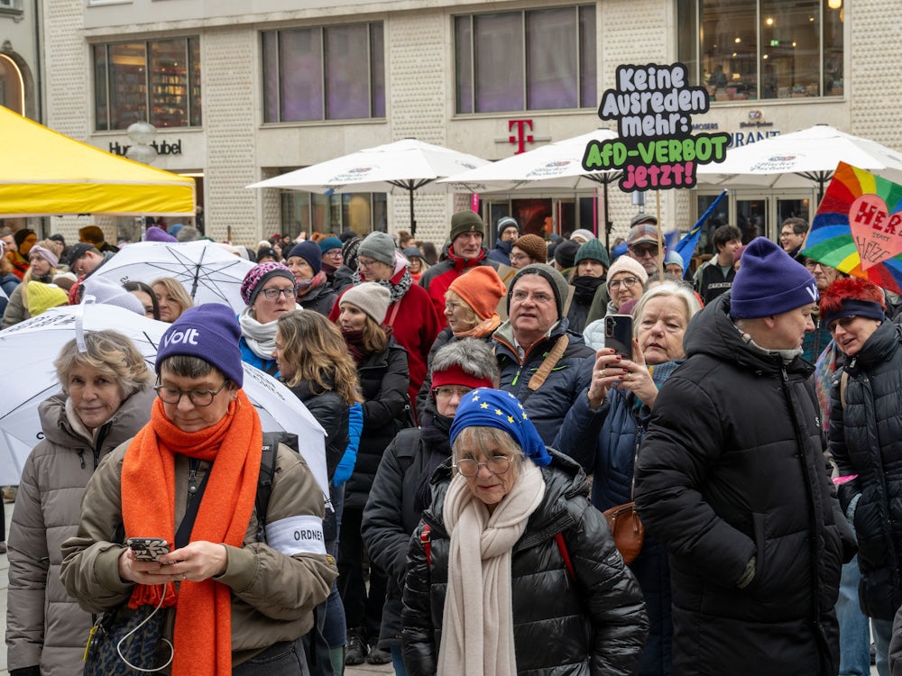 Demo für Demokratie: „Wir dürfen uns nicht spalten lassen“