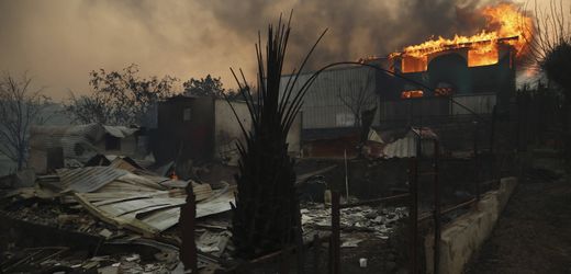 Katastrophe in Südamerika Mindestens 18 Menschen sterben bei Waldbränden in Chile Zehntausende