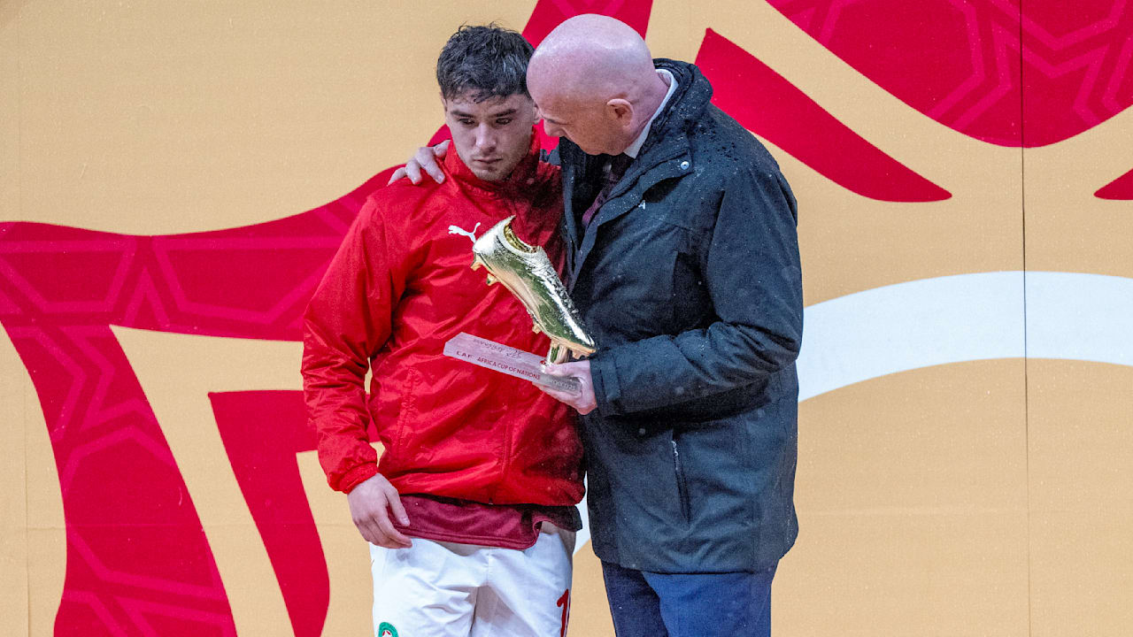DIESER Preis ist ein Witz!: Horror-Szenen für Afrika-Cup-Versager DiazMehr zum Video anzeigen