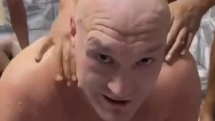 „Meine Eier sind sooo groß“: Fury provoziert mit Comeback-VideoMehr zum Video anzeigen