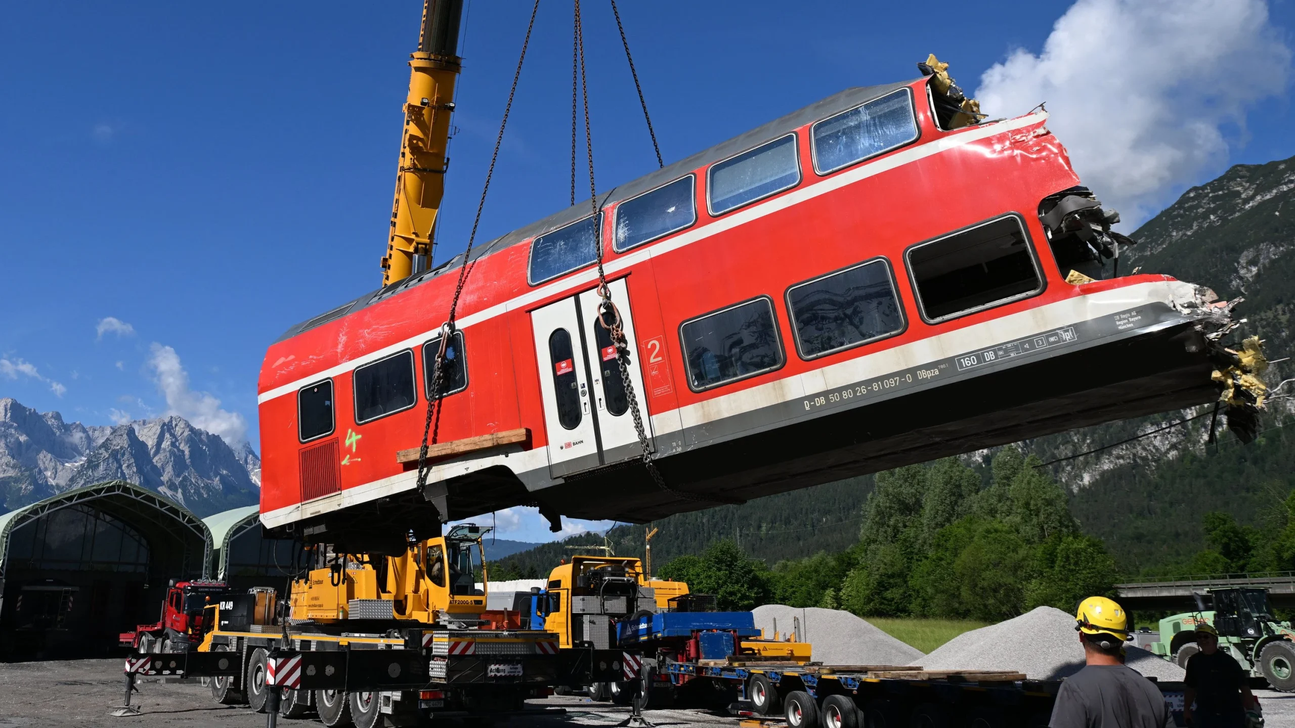 Fünf Tote : Bahnmitarbeiter nach Zugunglück bei Garmisch-Partenkirchen freigesprochenBildbeschreibung ausklappenFünf Menschen starben