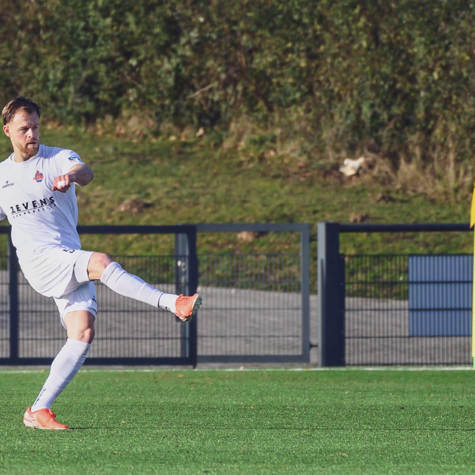 Der Fußball-Oberligist schließt eine harte Trainingswoche mit zwei Testspielen innerhalb von 24