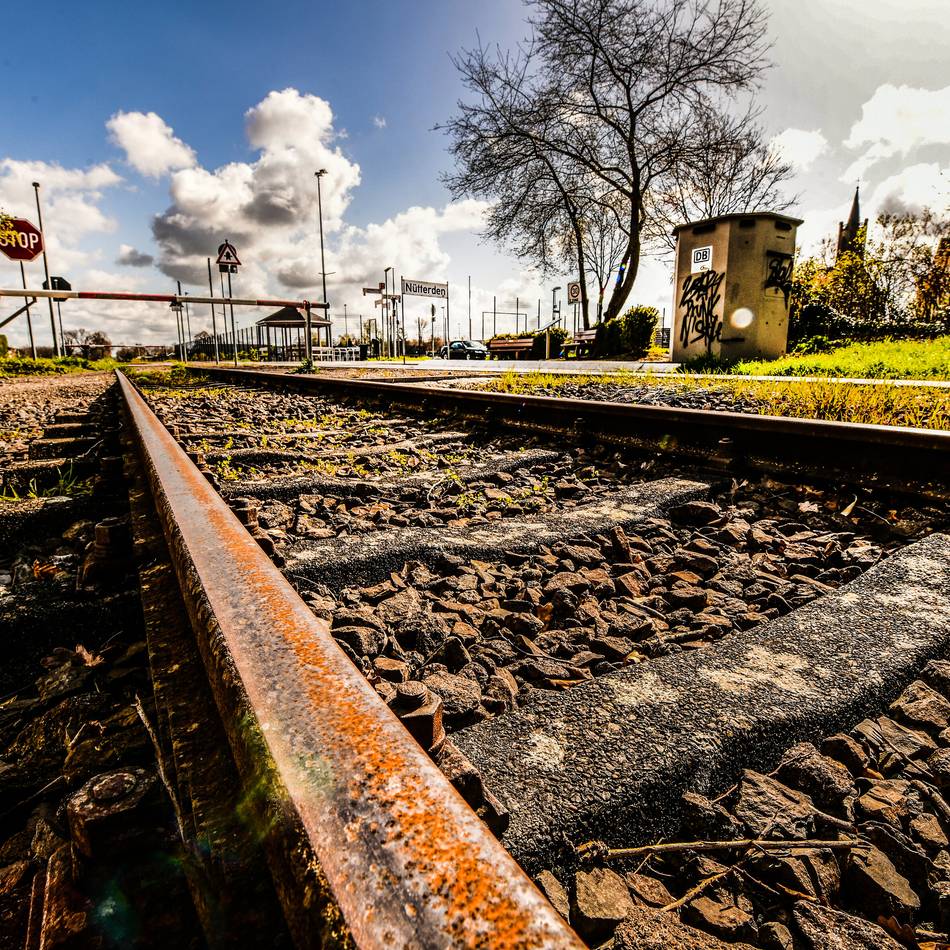 Seit 1991 fährt kein Zug mehr zwischen Kleve und Nimwegen. Während auf