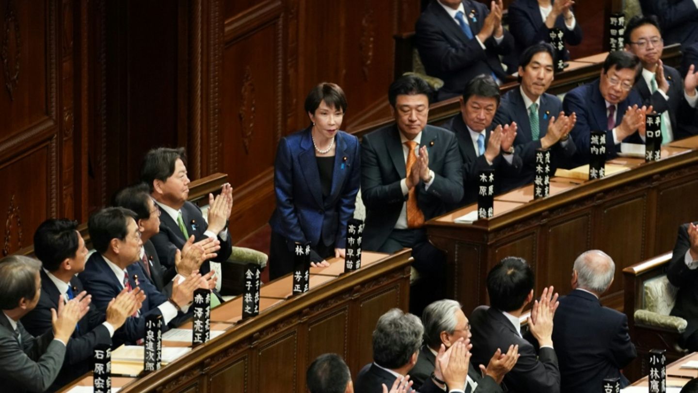 Takaichi van Japan ná verkiesingsoorwinning as Eerste Minister bevestig