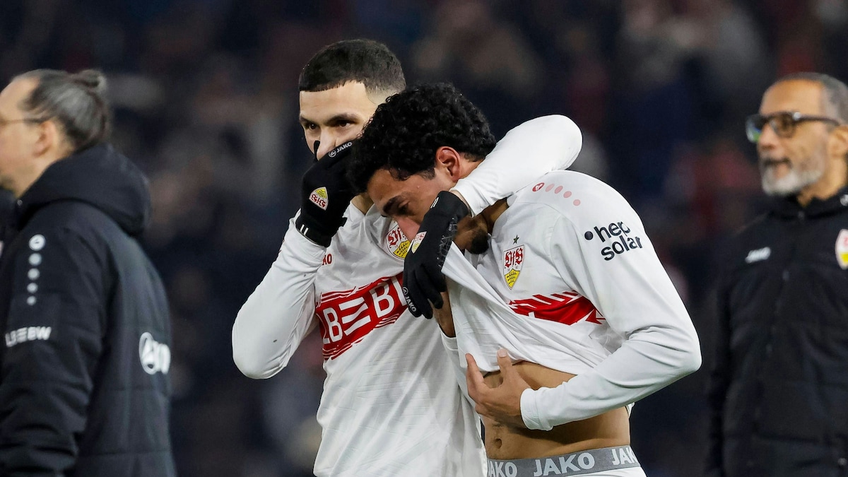 VfB-ster stort trane op veld; afrigter: Beelde spreek vanself.