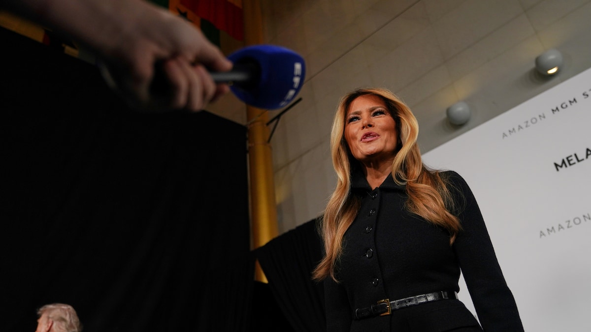28 miljoen vir Melania: Nuwe film se krediete onthul veel oor haar betrokkenheid en die finansiële implikasies.
Hier