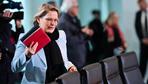 Tödlicher Angriff in Bahn: Bundesjustizministerin Hubig prüft Gesetz zum Schutz von Zugbegleitern