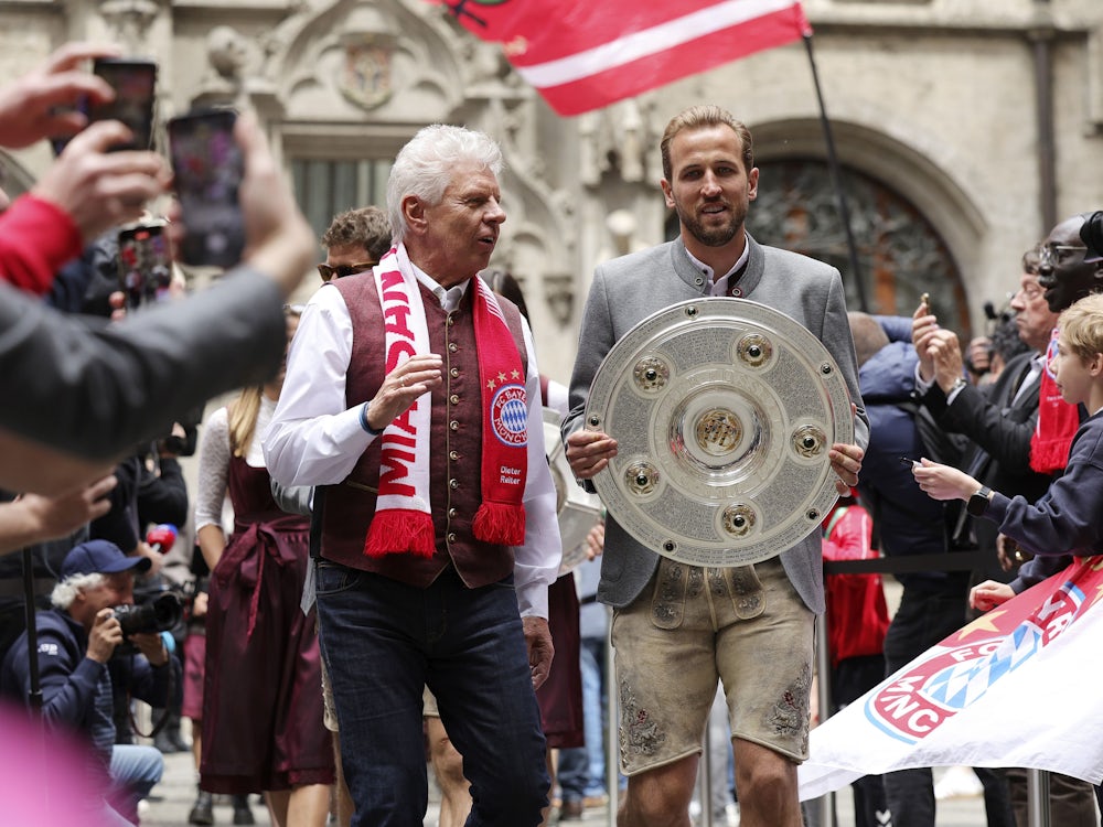 Nicht genehmigte Nebentätigkeit: OB Reiter erwägt offenbar Rücktritt aus Aufsichtsrat des FC Bayern