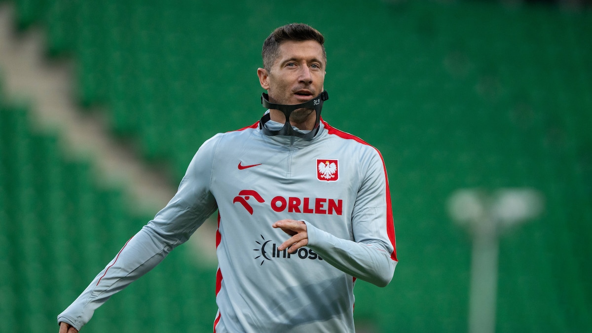 WM-Playoff-Konferenz live: Polen und Lewandowski gegen Albanien Wêreldbeker-uitspeelkonferensie regst reeks: Pole en Lewandowski teen Albanië.
Hierdie belangrike