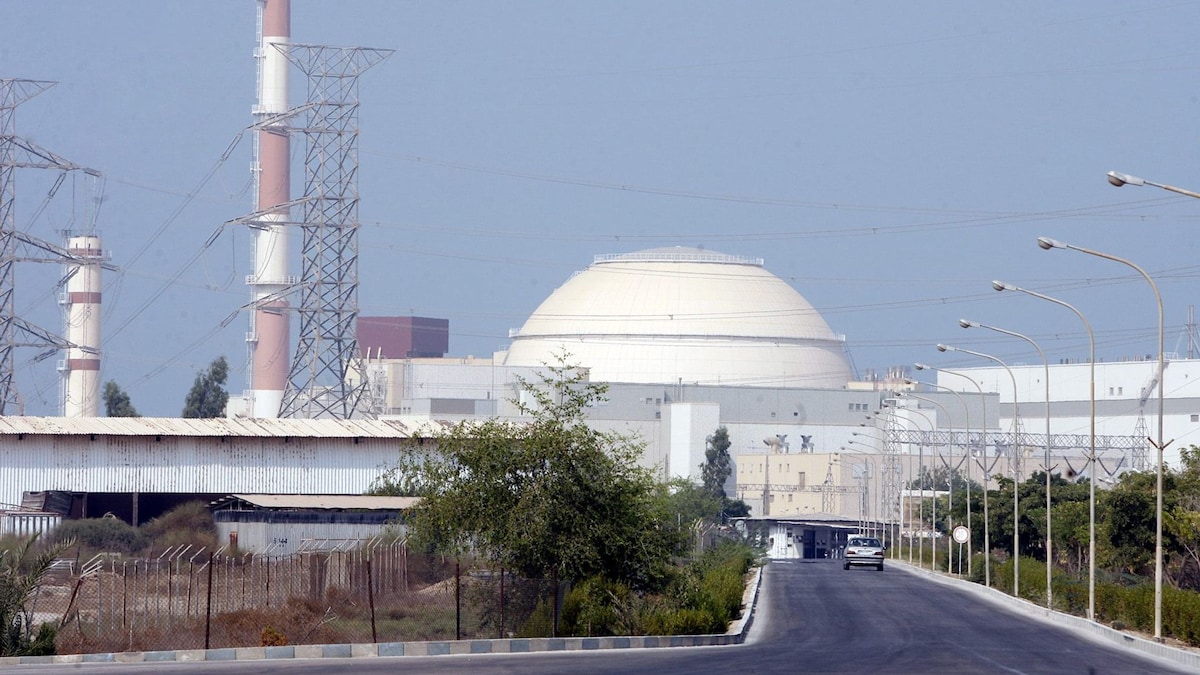 Geschoss trifft Irans einziges Atomkraftwerk – IAEA warnt vor „Risiko eines Atomunfalls“
