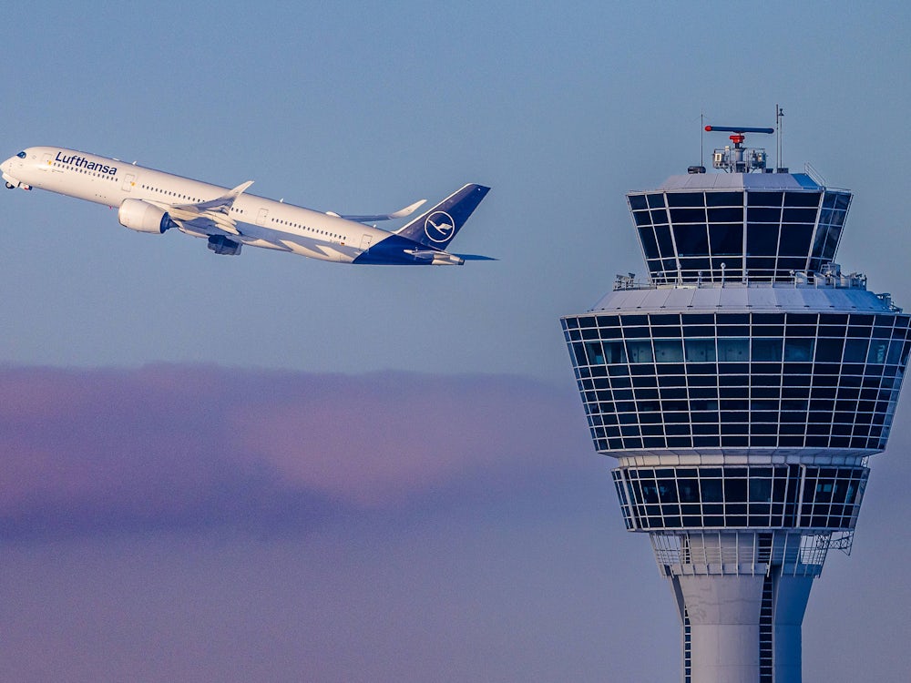 Flughafen: Warum Lufthansa in München und nicht in Frankfurt investiert Dies liegt hauptsächlich an der unterschiedlichen Entwicklung und den strategischen Prioritäten der