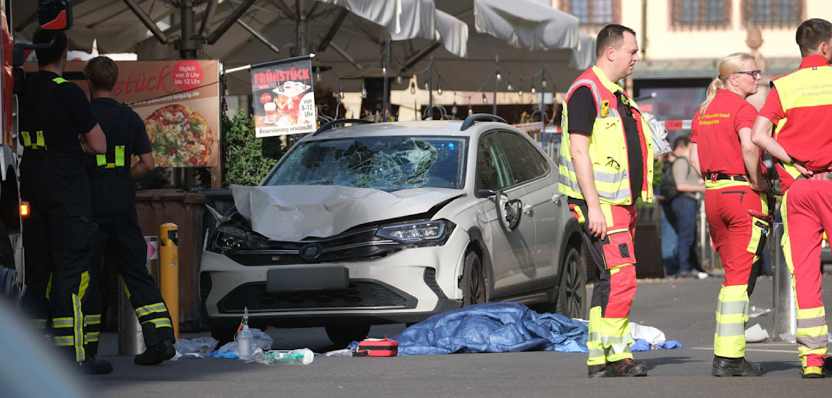 „Fürchterliche Amokfahrt“ – Autofahrer rast in Menschenmenge, zwei Tote