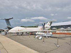 Nach Aus für Kampfflugzeug: Airbus und Dassault sollen auch bei Drohnenprojekt streiten Nach Aus für Kampfflugzeug: Airbus und Dassault sollen auch bei