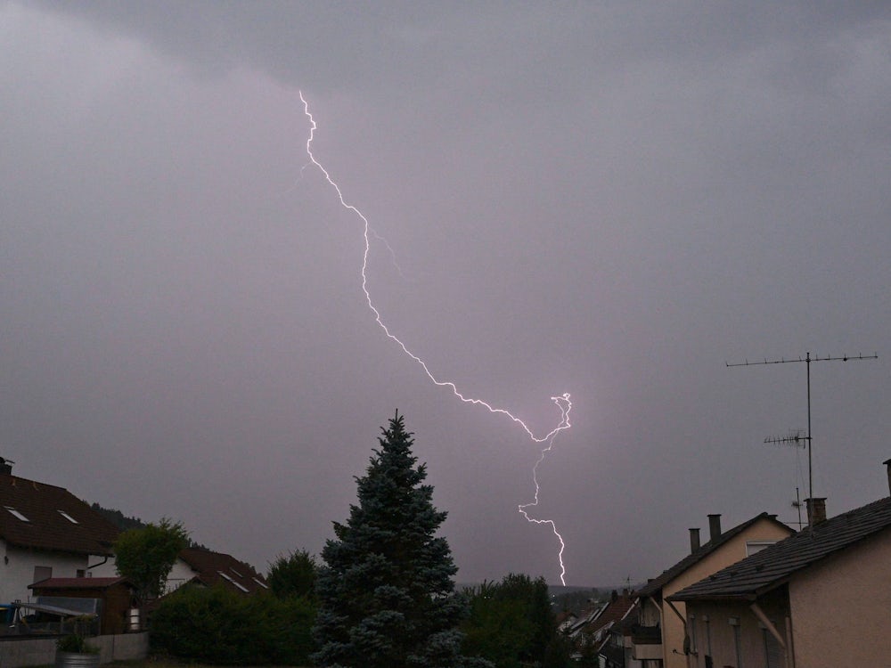 Wetter: Warnungen vor Hitze und Gewittern mit Starkregen und Hagel