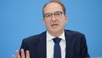 Innere Sicherheit: Dobrindt sieht hohe Anschlagsgefahr in Deutschland