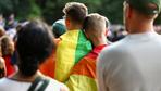 Queere Community: Bundesregierung und Berlin wollen queere Menschen besser schützen