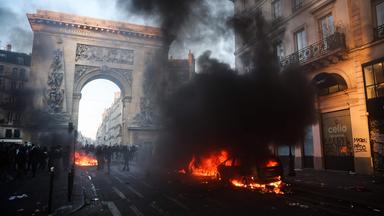 Schwere Krawalle bei Protesten in Frankreich