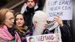 Vanessa Emde: Vanesse Emde kritisiert auf Kundgebung Berliner Linken-Führung