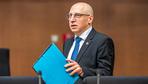 Rechtsextremismus: Verfassungsschutz warnt vor mehr Gewalt durch Rechtsextremisten